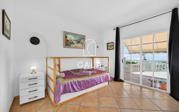 Property slide 15