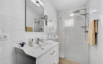 Property slide 17
