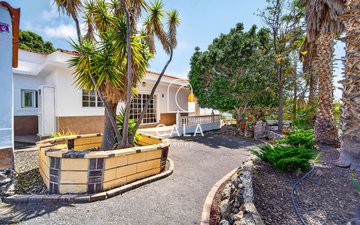 Property slide 35