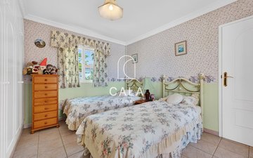 Property slide 4