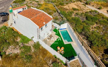 Property slide 39