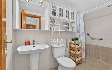 Property slide 14
