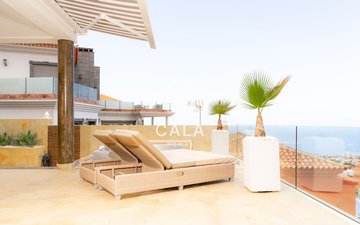 Property slide 48