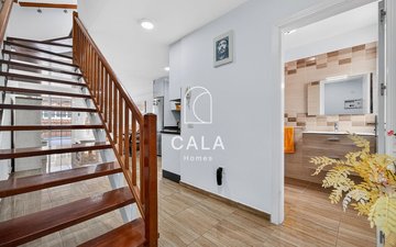 Property slide 10