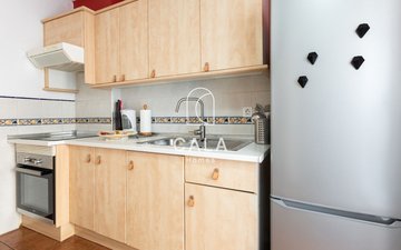 Property slide 10