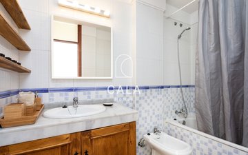 Property slide 19