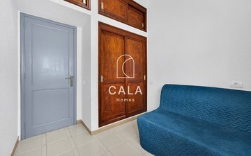 Property slide 14