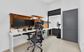Property slide 19