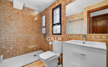 Property slide 23