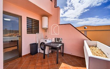 Property slide 10