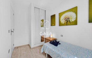 Property slide 16