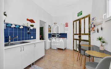 Property slide 22