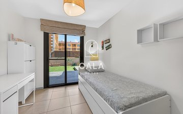 Property slide 10