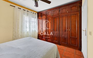 Property slide 16