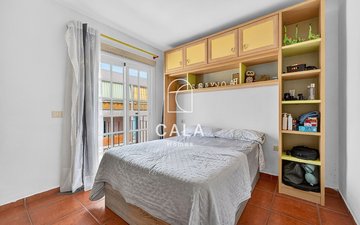 Property slide 18