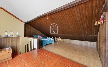 Property slide 21