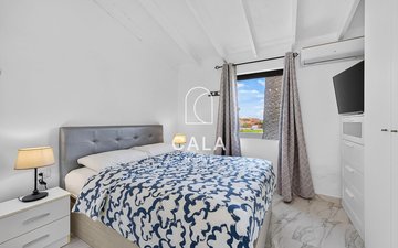 Property slide 16