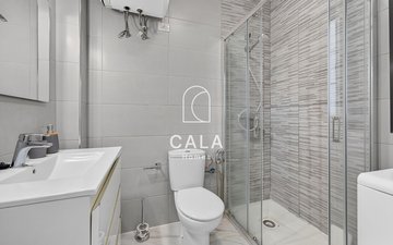 Property slide 17