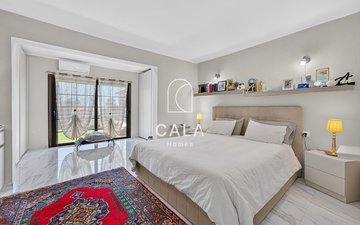 Property slide 10