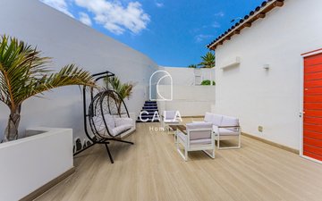Property slide 32