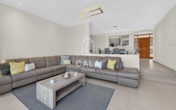 Property slide 10