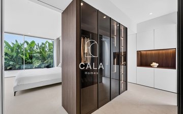 Property slide 25