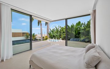 Property slide 24