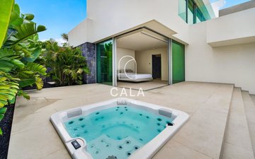 Property slide 21