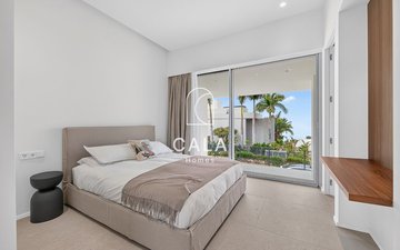 Property slide 40