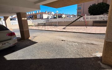 Property slide 48