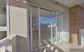Property slide 14