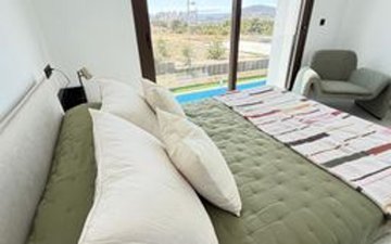 Property slide 39