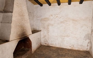 Property slide 32
