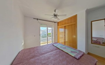 Property slide 40