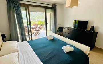 Property slide 24