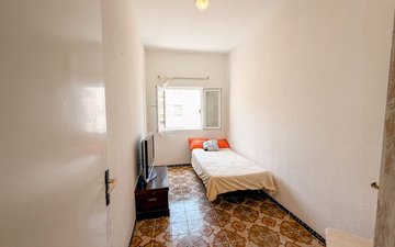 Property slide 22