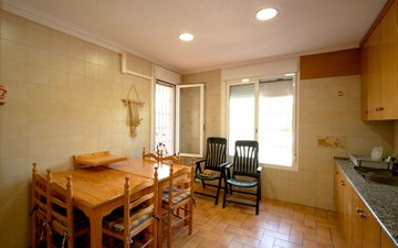 Property slide 31