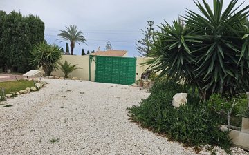 Property slide 14