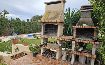 Property slide 21