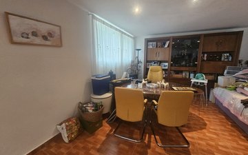 Property slide 25