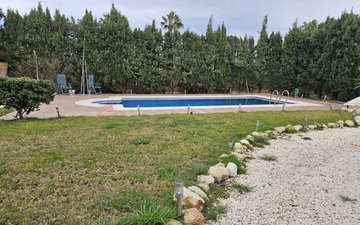 Property slide 40