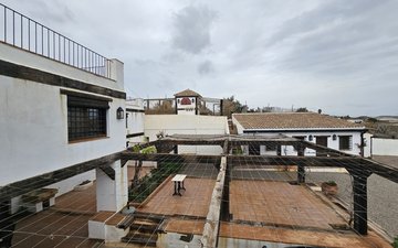 Property slide 21