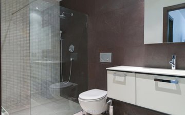 Property slide 48