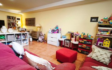 Property slide 33
