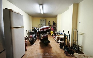 Property slide 34
