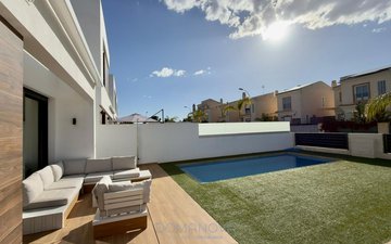 Property slide 10