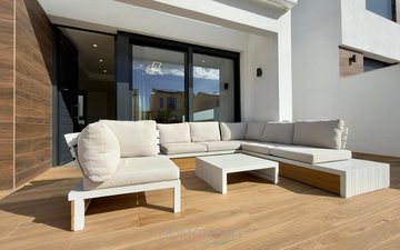 Property slide 14