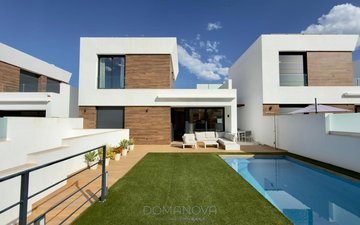 Property slide 21