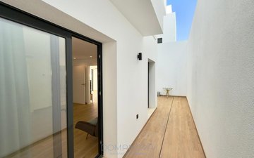 Property slide 42