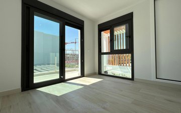 Property slide 18